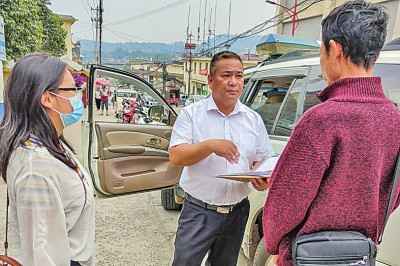 鲍卫忠人物素材封面